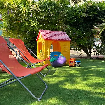 Villa Savina Appartamenti Риччоне