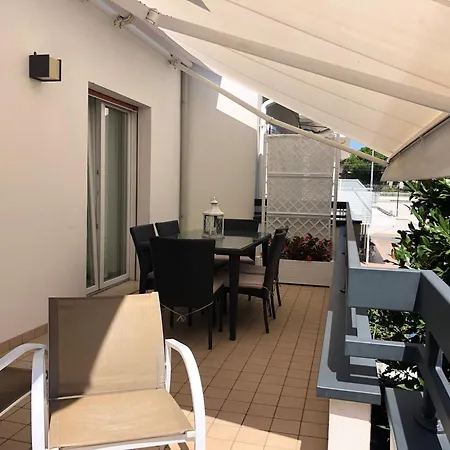 Villa Savina Appartamenti Апартаменты Риччоне