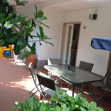 Villa Savina Appartamenti Апартаменты *